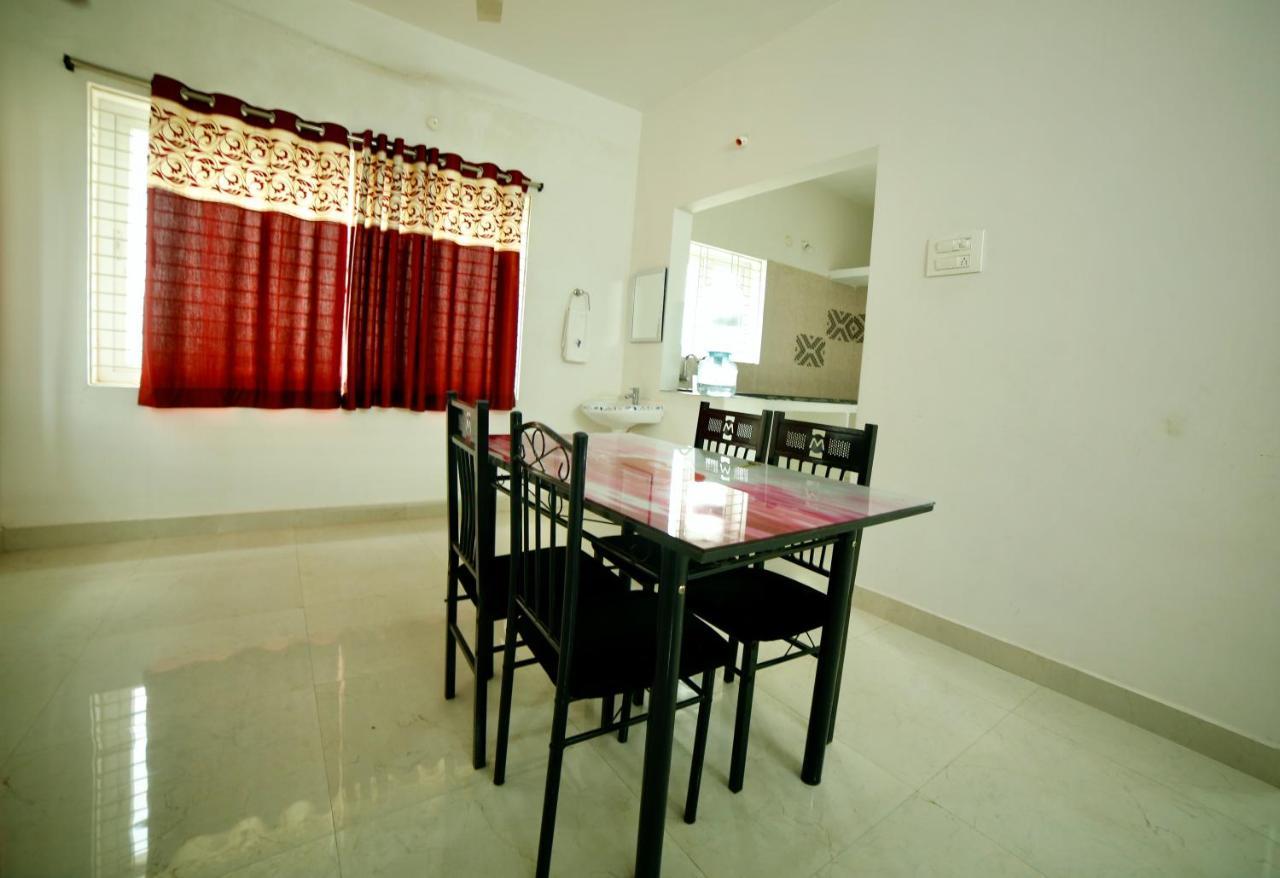 Truelife Homestays - Alamelu Avenue - Fully Furnished Ac 2Bhk Apartments In Tirupati - Walkable To Restaurants & Super Market - Fast Wifi - Kitchen - Easy Access To Airport, Railway Station, Sri Padmavathi & Tirumala Temple Εξωτερικό φωτογραφία